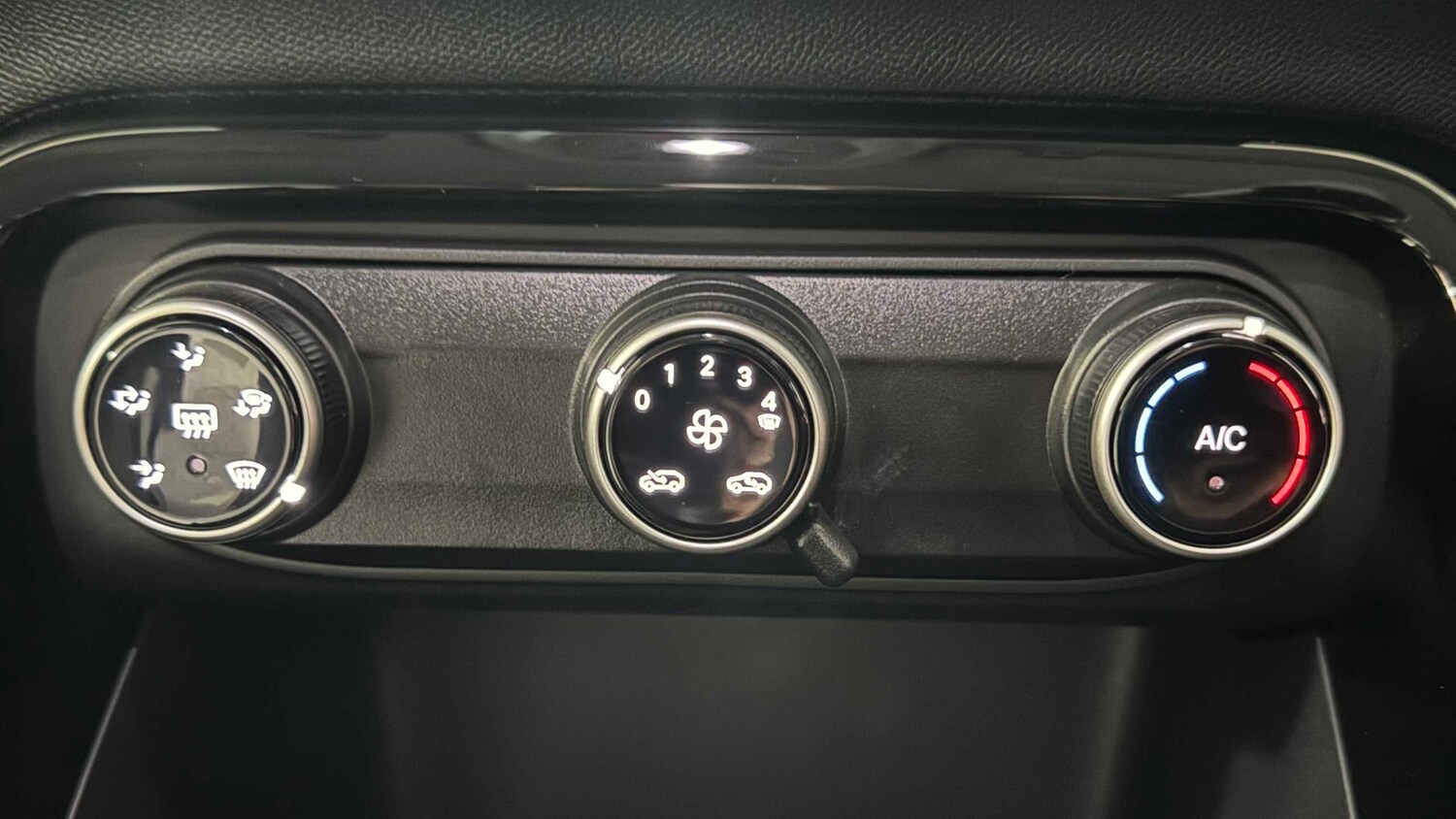 Used Citroen C3 for sale - 77859779: Photo 15