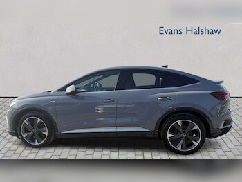 Used Audi Q4 e-tron 2022 for sale - 78338017: Photo