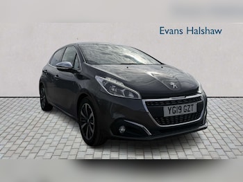 Used Peugeot 208 2019 for sale - 79172518: Photo
