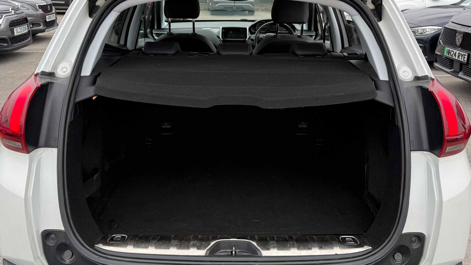 Used Peugeot 2008 2018 for sale - 78104971: Photo 10