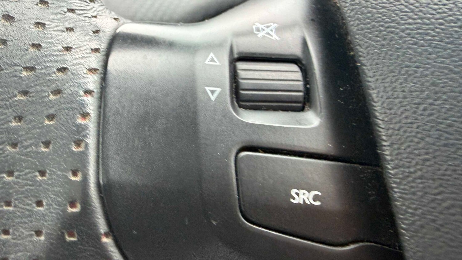 Used Peugeot 2008 2018 for sale - 78104971: Photo 16