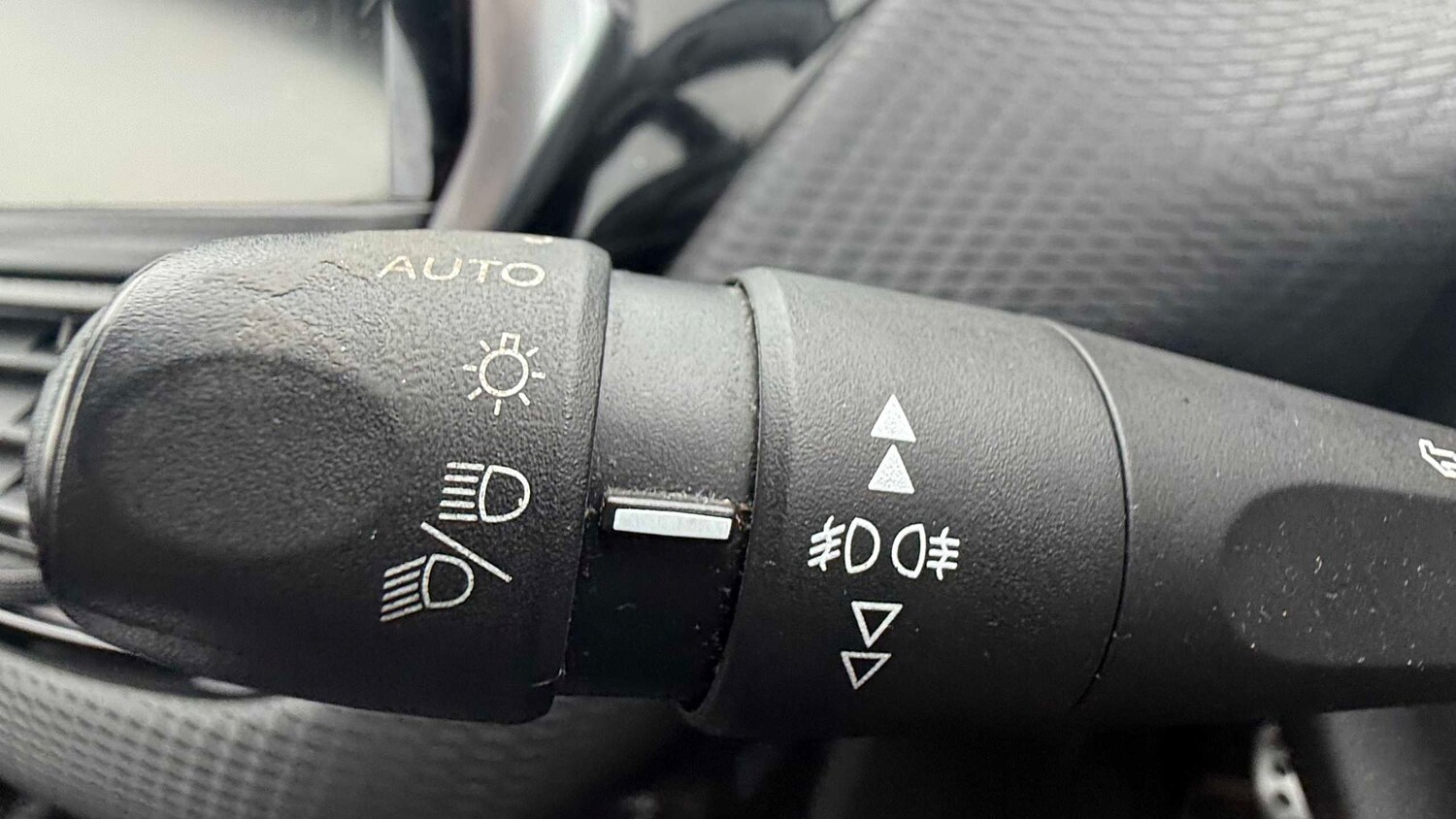 Used Peugeot 2008 2018 for sale - 78104971: Photo 19