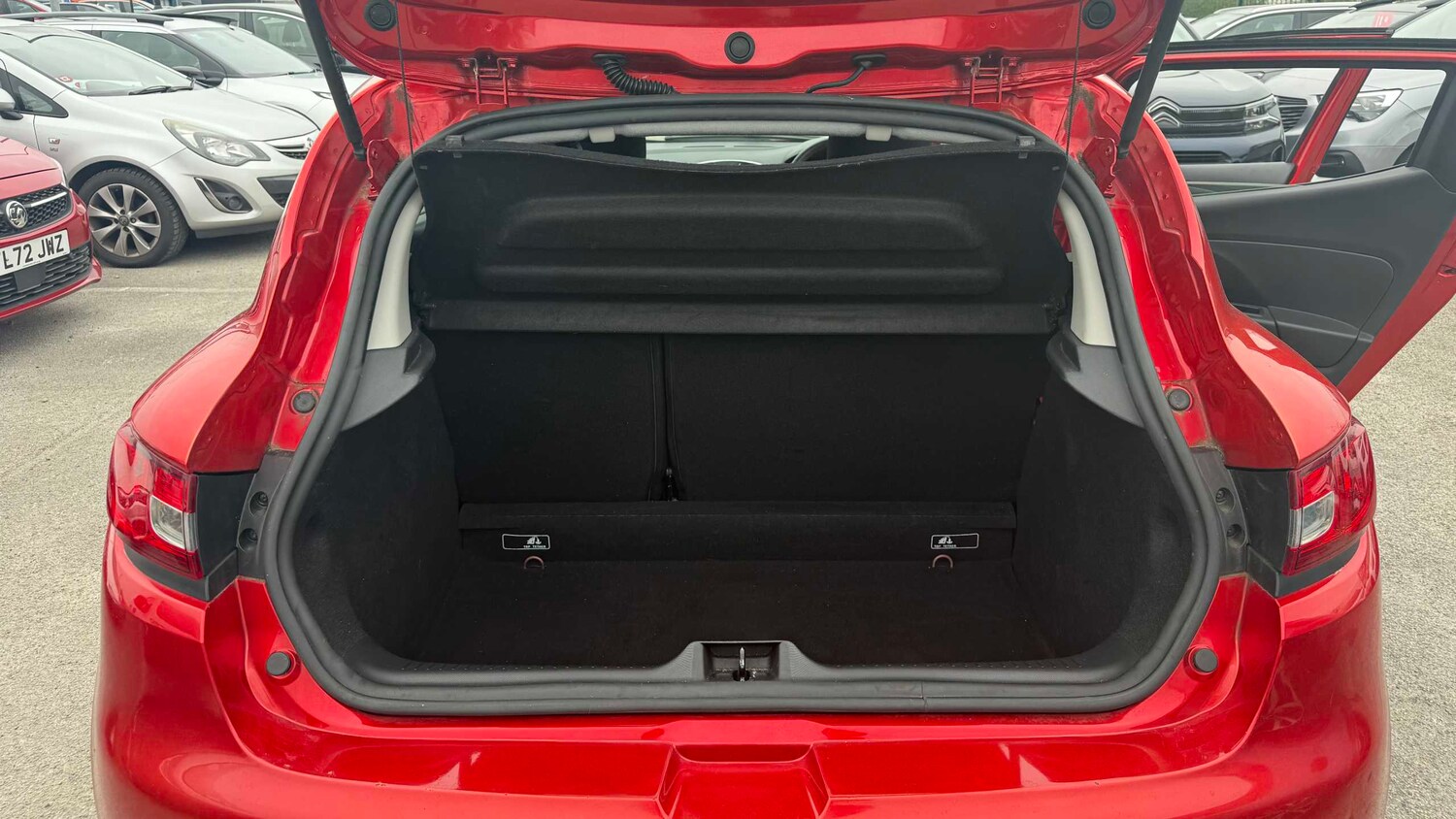 Used Renault Clio 2014 for sale - 78104500: Photo 10