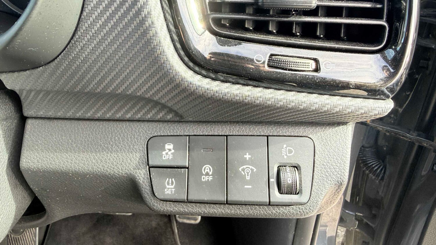 Used Kia Stonic for sale - 77859037: Photo 14