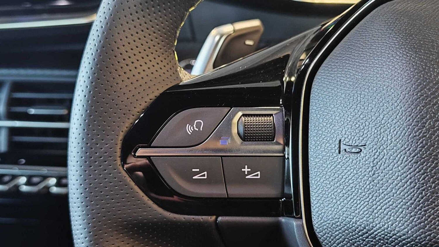 Used Peugeot 208 for sale - 77862215: Photo 26