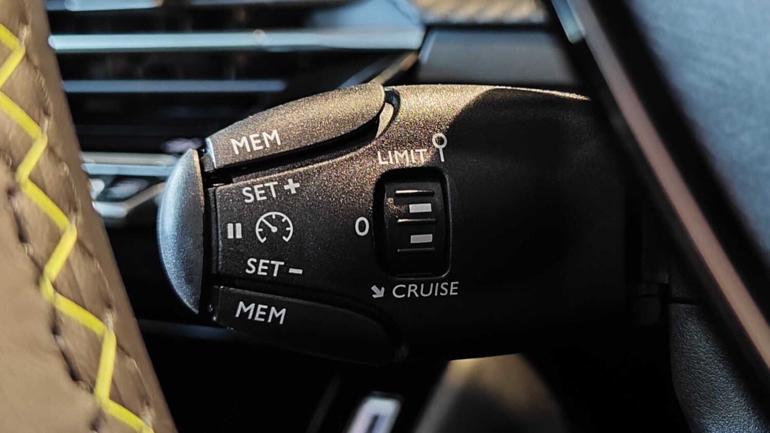 Used Peugeot 208 for sale - 77862215: Photo 28