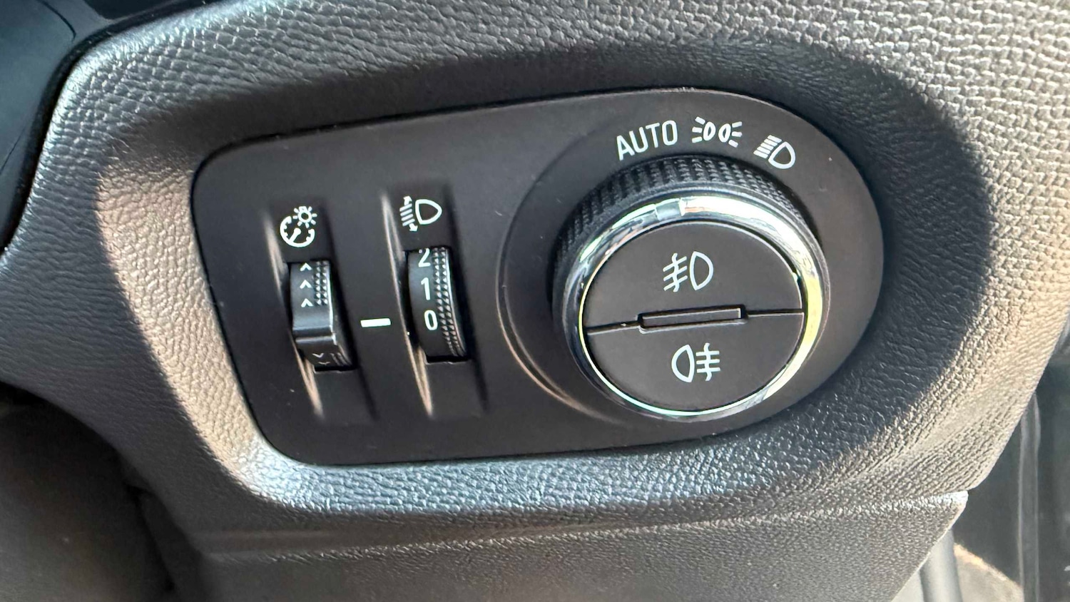 Used Vauxhall Corsa 2023 for sale - 77928380: Photo 15