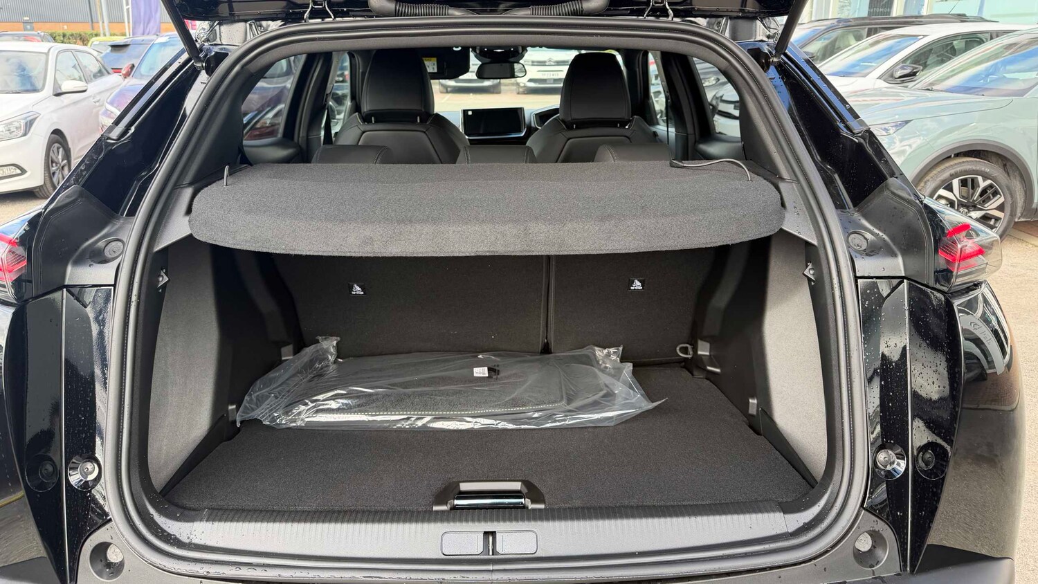 Used Peugeot 2008 for sale - 77862030: Photo 10