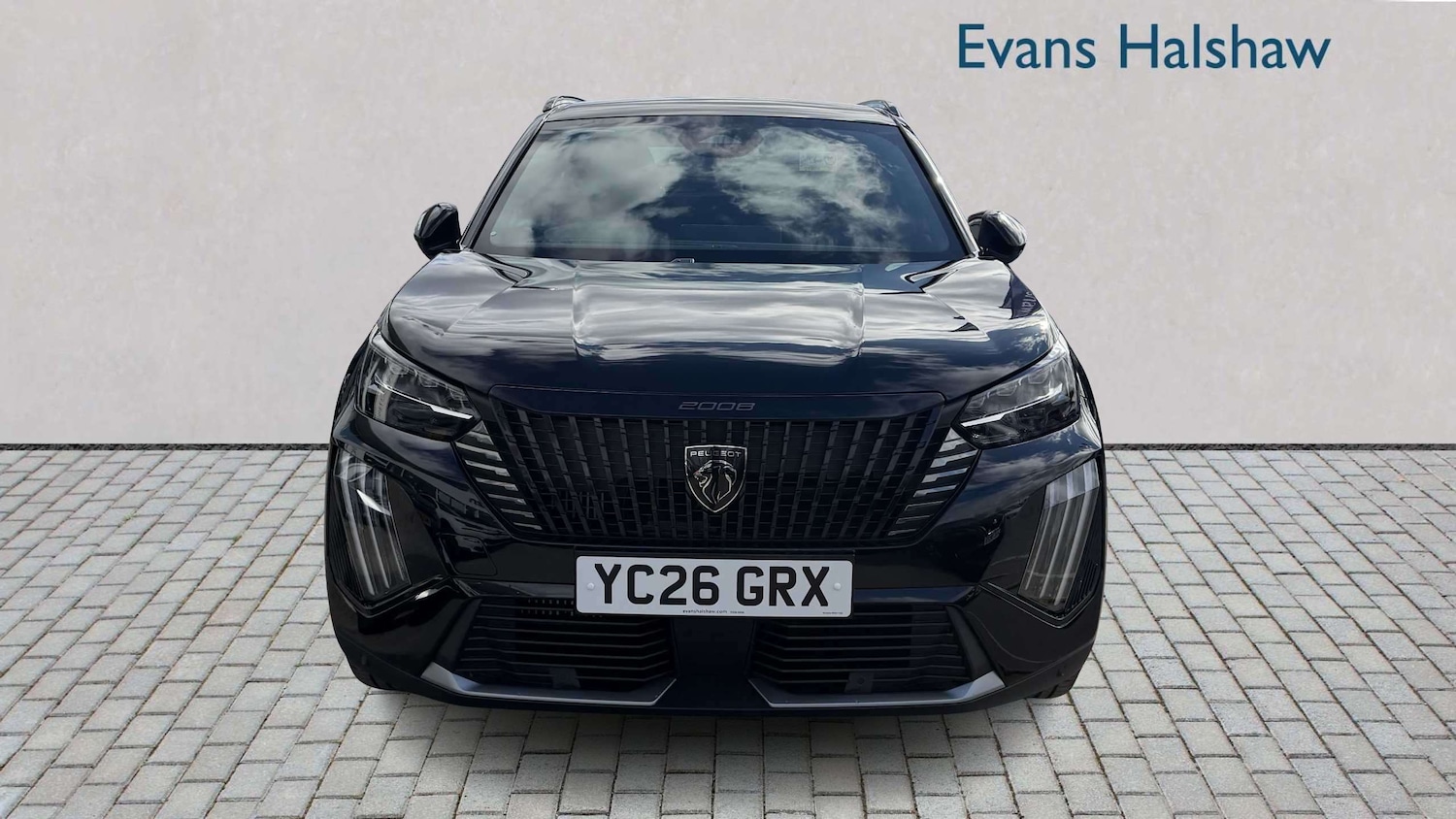 Used Peugeot 2008 for sale - 77862030: Photo 2