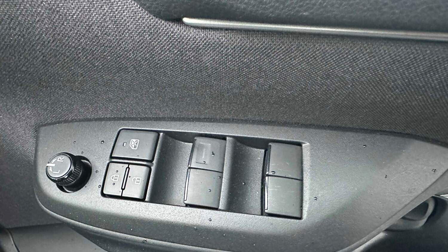 Used Toyota Yaris for sale - 77858290: Photo 17