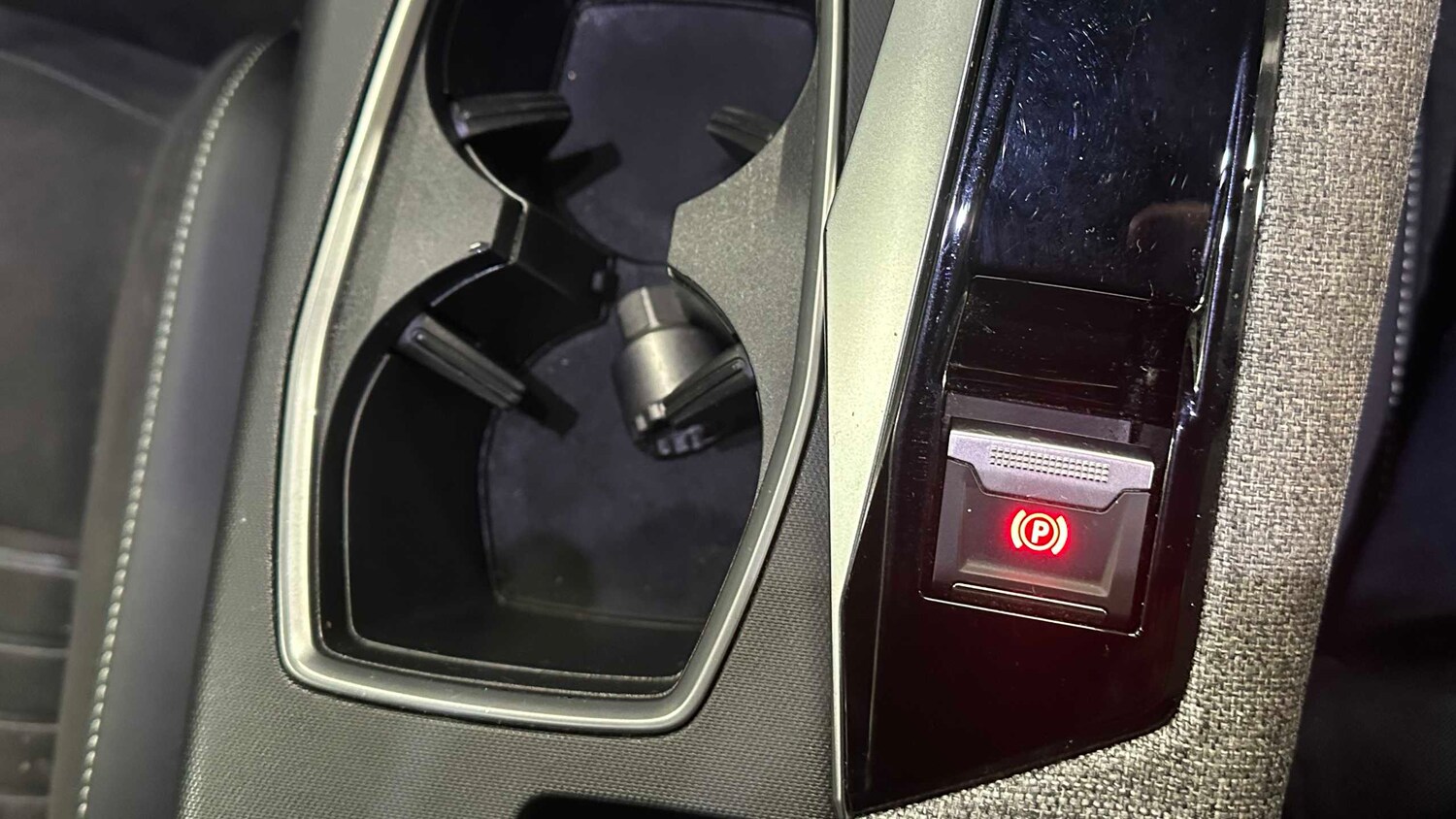 Used Peugeot 3008 for sale - 77862321: Photo 16