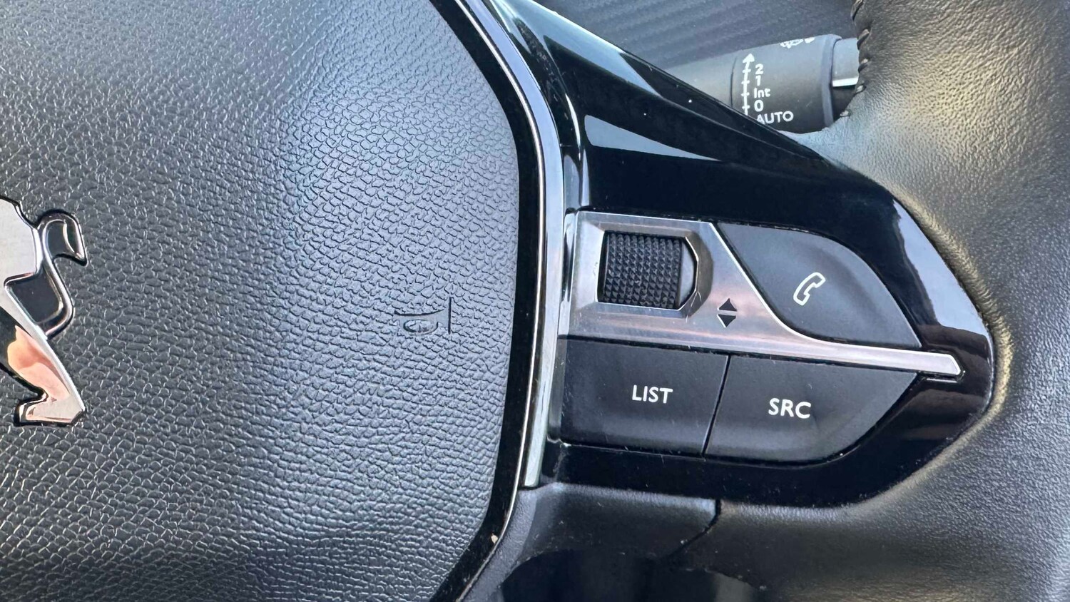 Used Peugeot 2008 for sale - 77860613: Photo 15