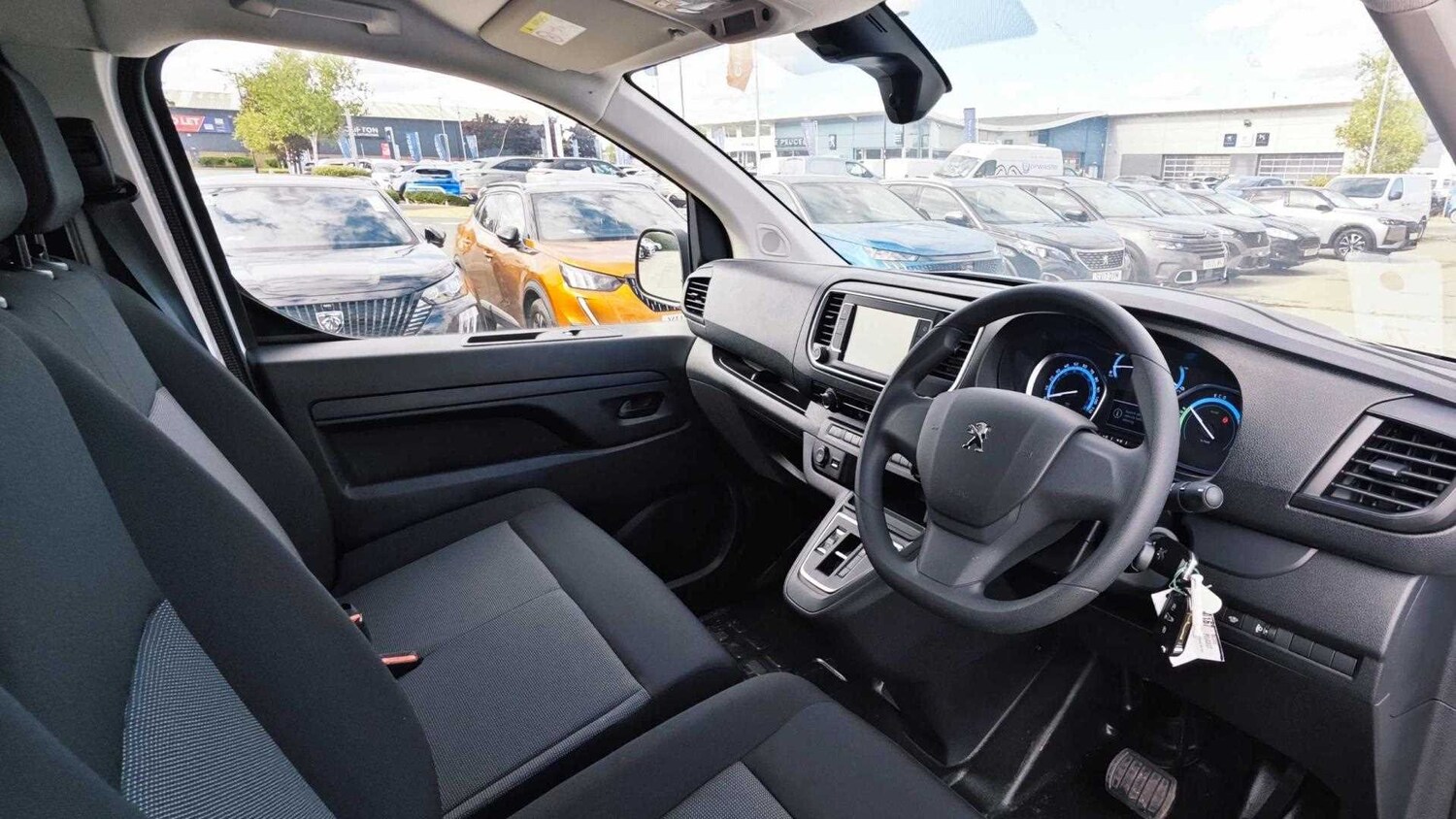 Used Peugeot Expert 2024 for sale - 77861833: Photo 18