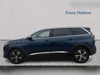 Used Peugeot 5008 2023 for sale - 79455435: Photo