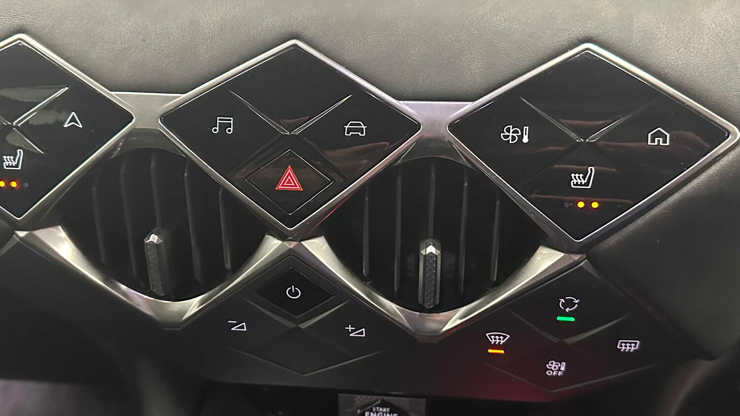 Used DS Automobiles DS 3 for sale - 77857553: Photo 14