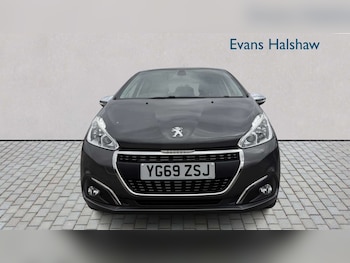 Used Peugeot 208 2019 for sale - 79271115: Photo