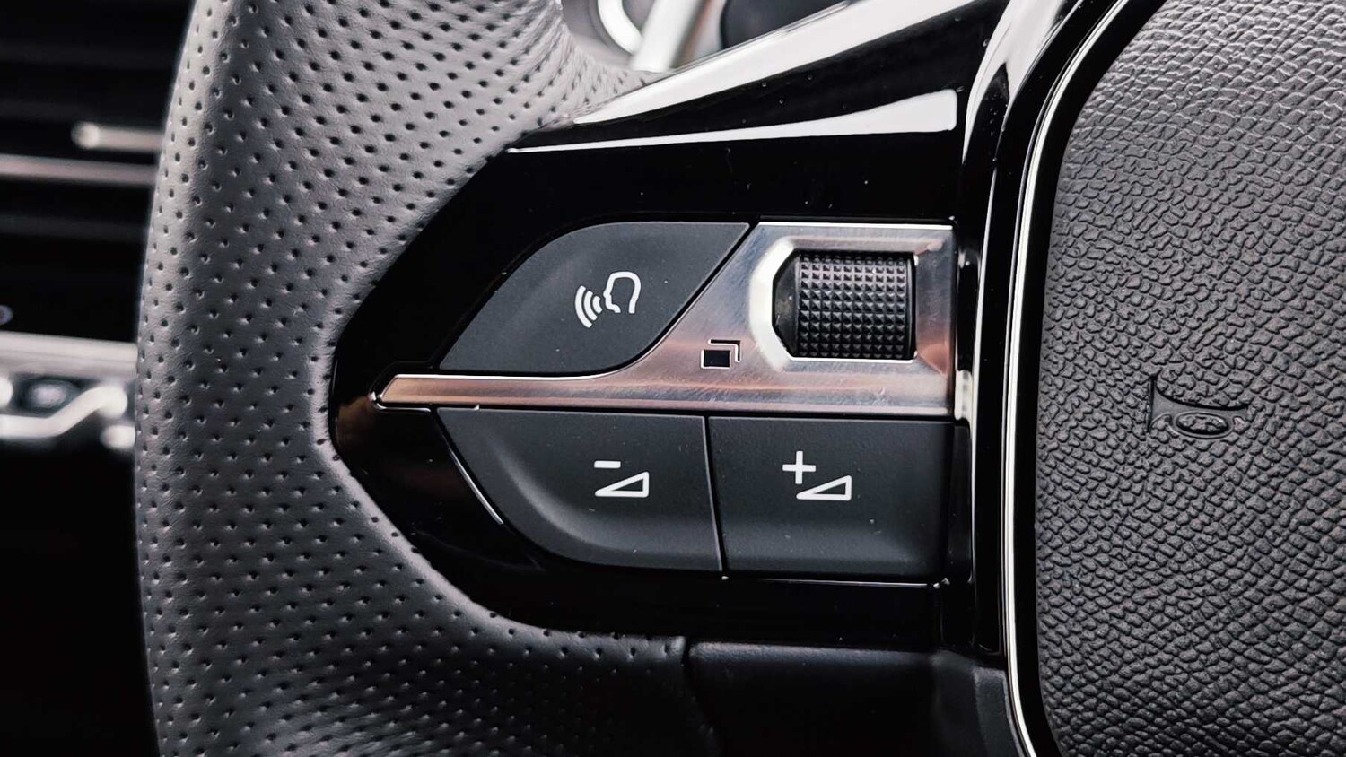 Used Peugeot 2008 2025 for sale - 77857215: Photo 26