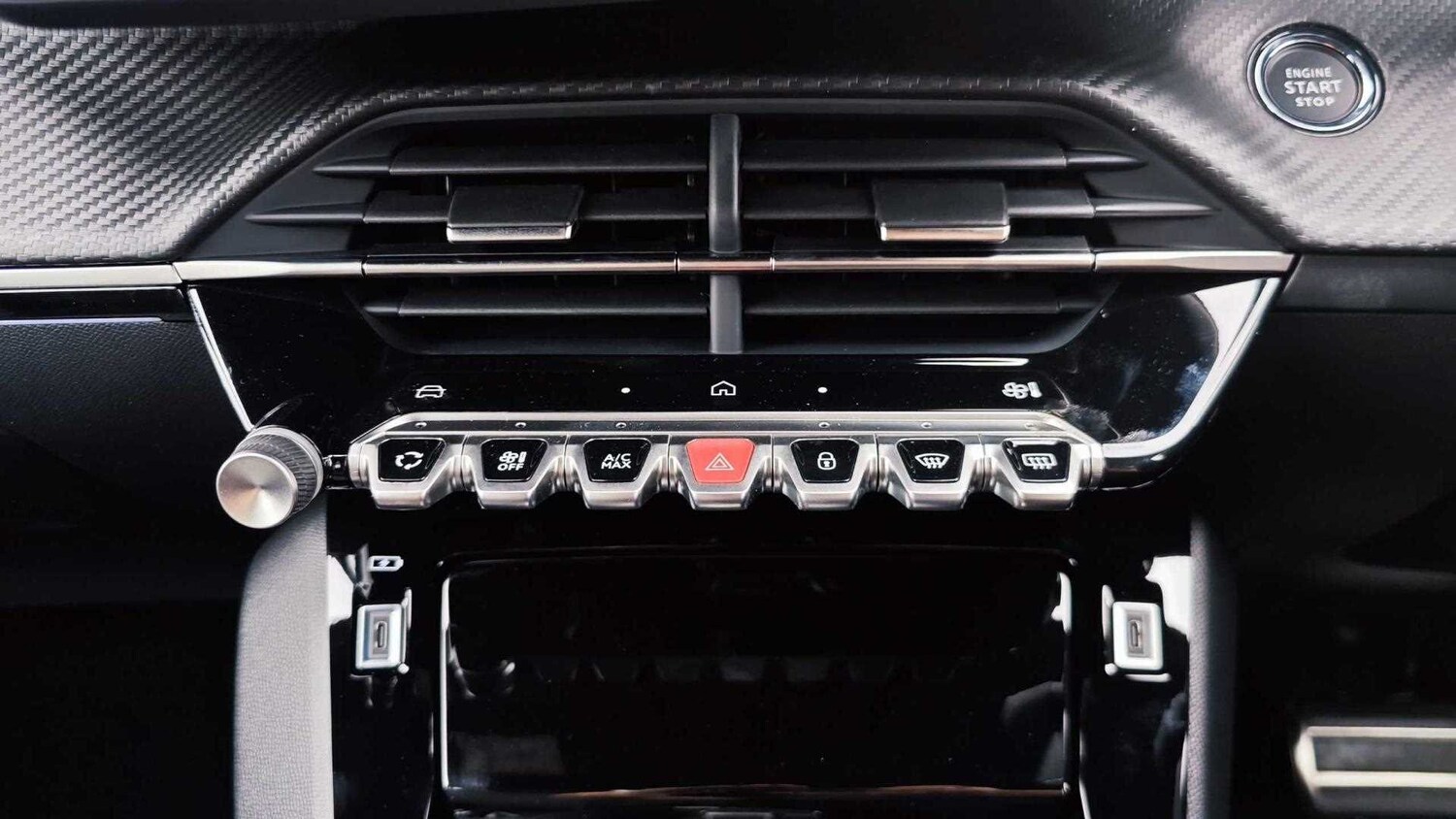 Used Peugeot 2008 2025 for sale - 77857215: Photo 31