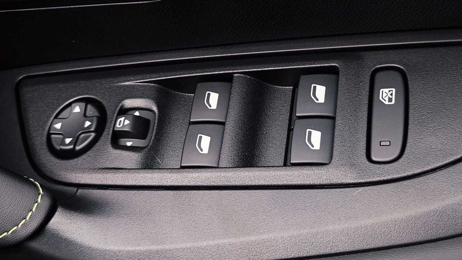 Used Peugeot 2008 2025 for sale - 77857215: Photo 35