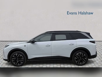 Used Peugeot 5008 2025 for sale - 78786910: Photo