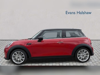 Used MINI Hatch 2023 for sale - 79172318: Photo