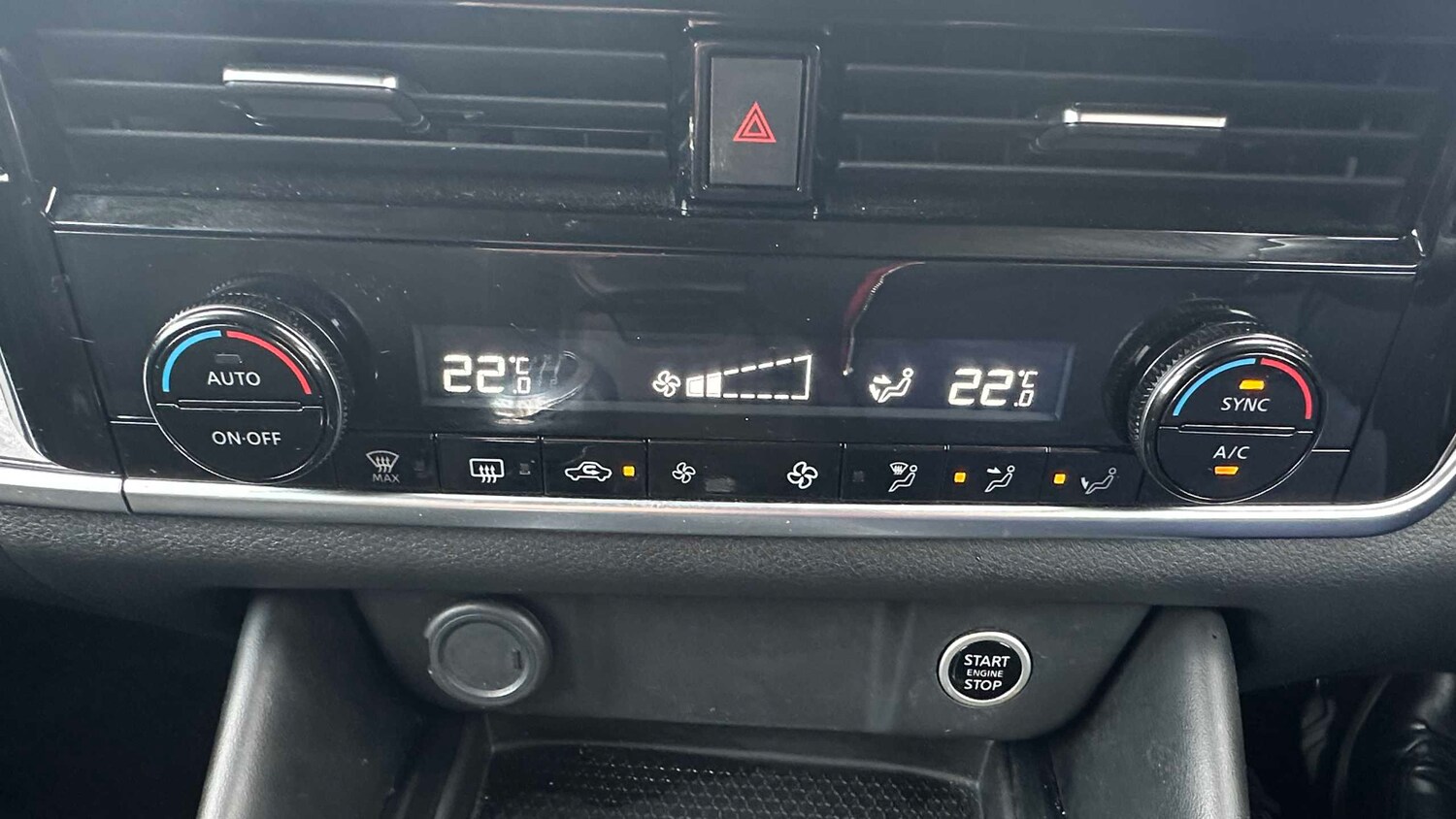 Used Nissan Qashqai for sale - 77860154: Photo 16