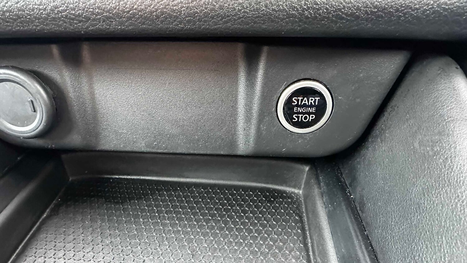 Used Nissan Qashqai for sale - 77860154: Photo 23