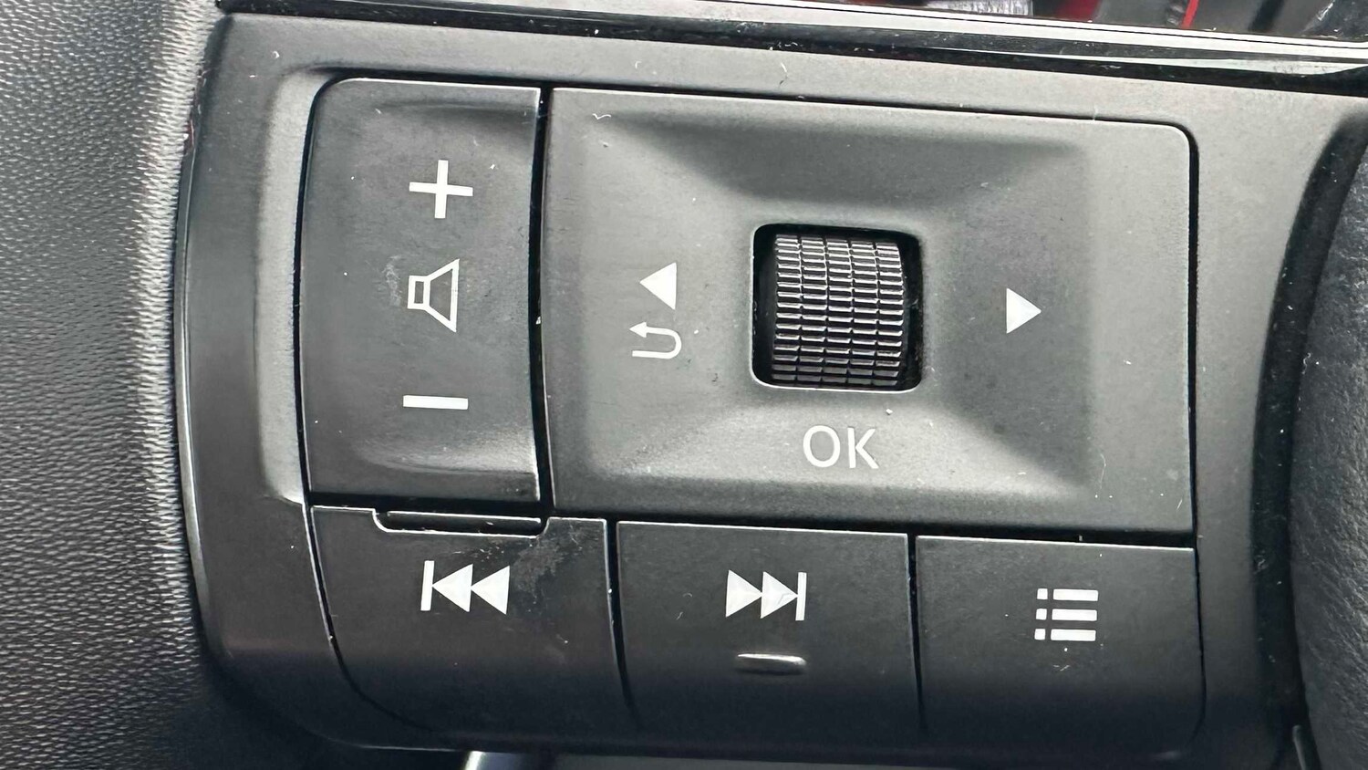 Used Nissan Qashqai for sale - 77860154: Photo 25