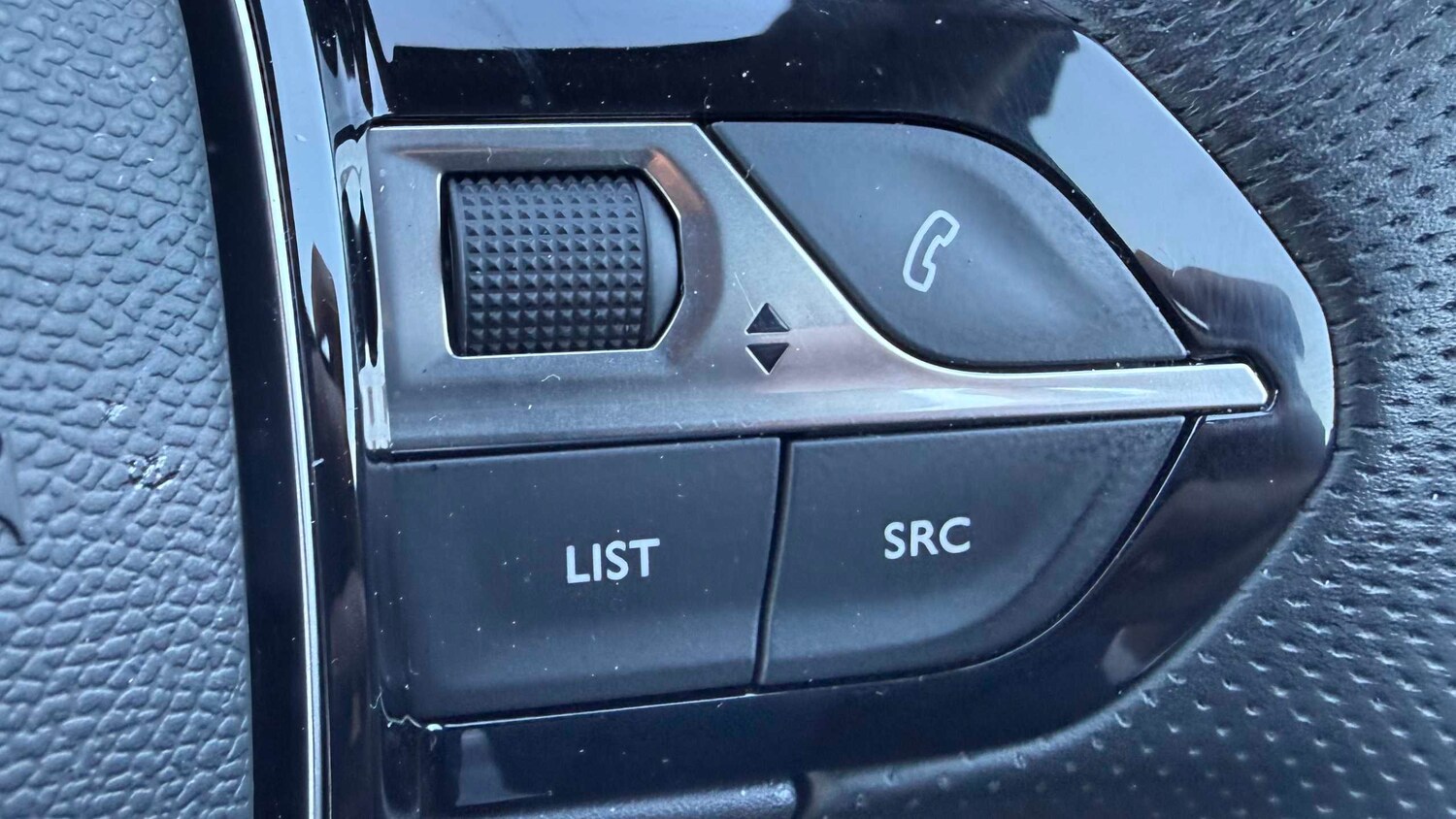 Used Peugeot 5008 2020 for sale - 78161661: Photo 16