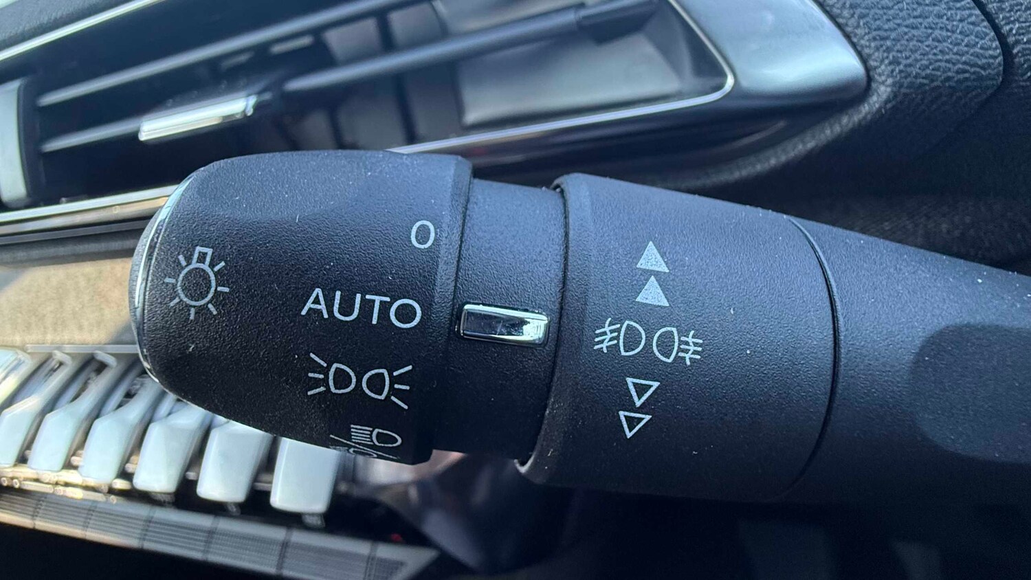 Used Peugeot 5008 2020 for sale - 78161661: Photo 18