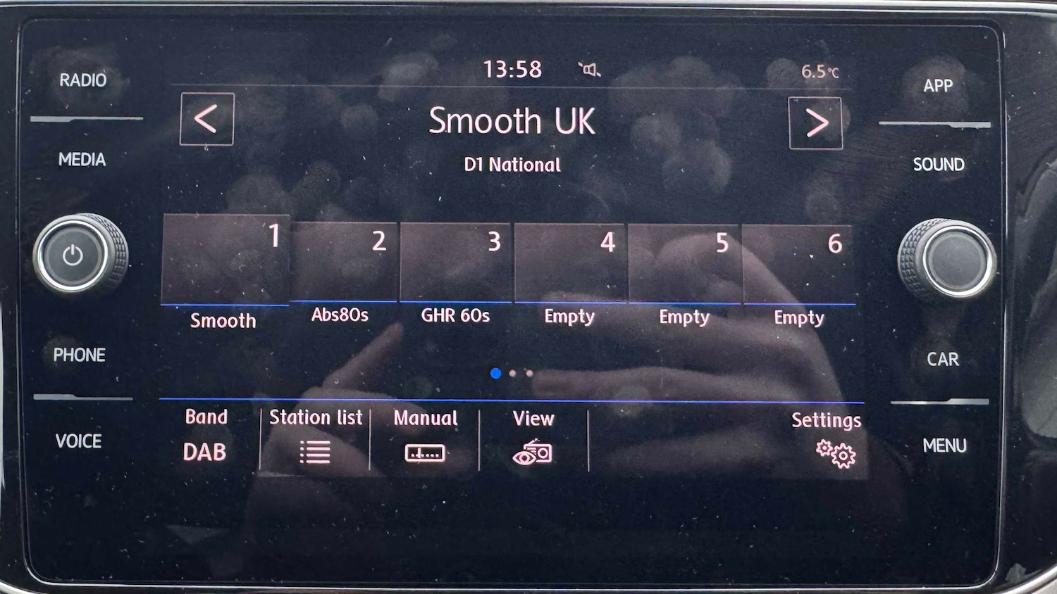 Used Volkswagen T-Roc for sale - 77858532: Photo 20