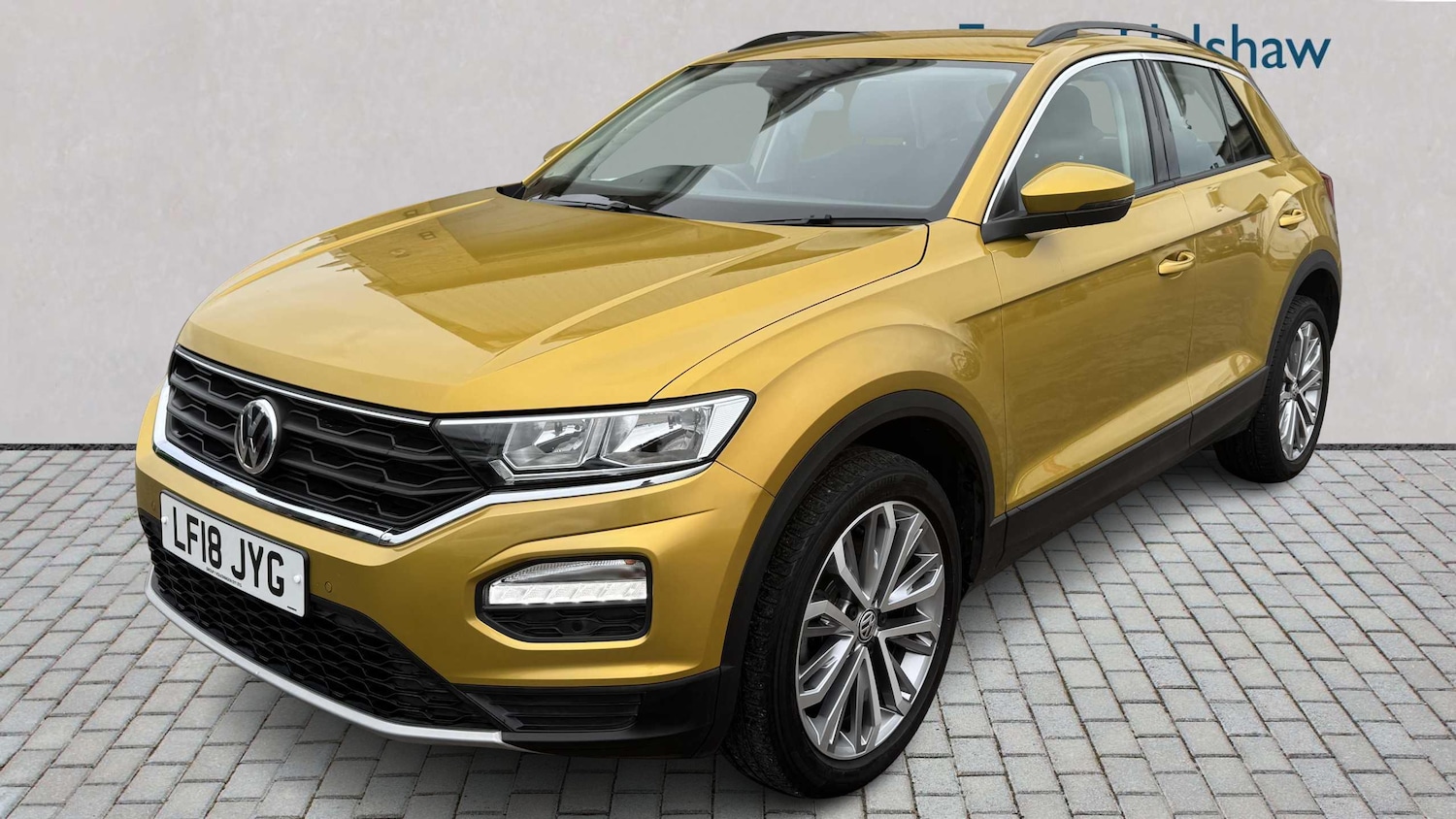 Used Volkswagen T-Roc for sale - 77858532: Photo 3