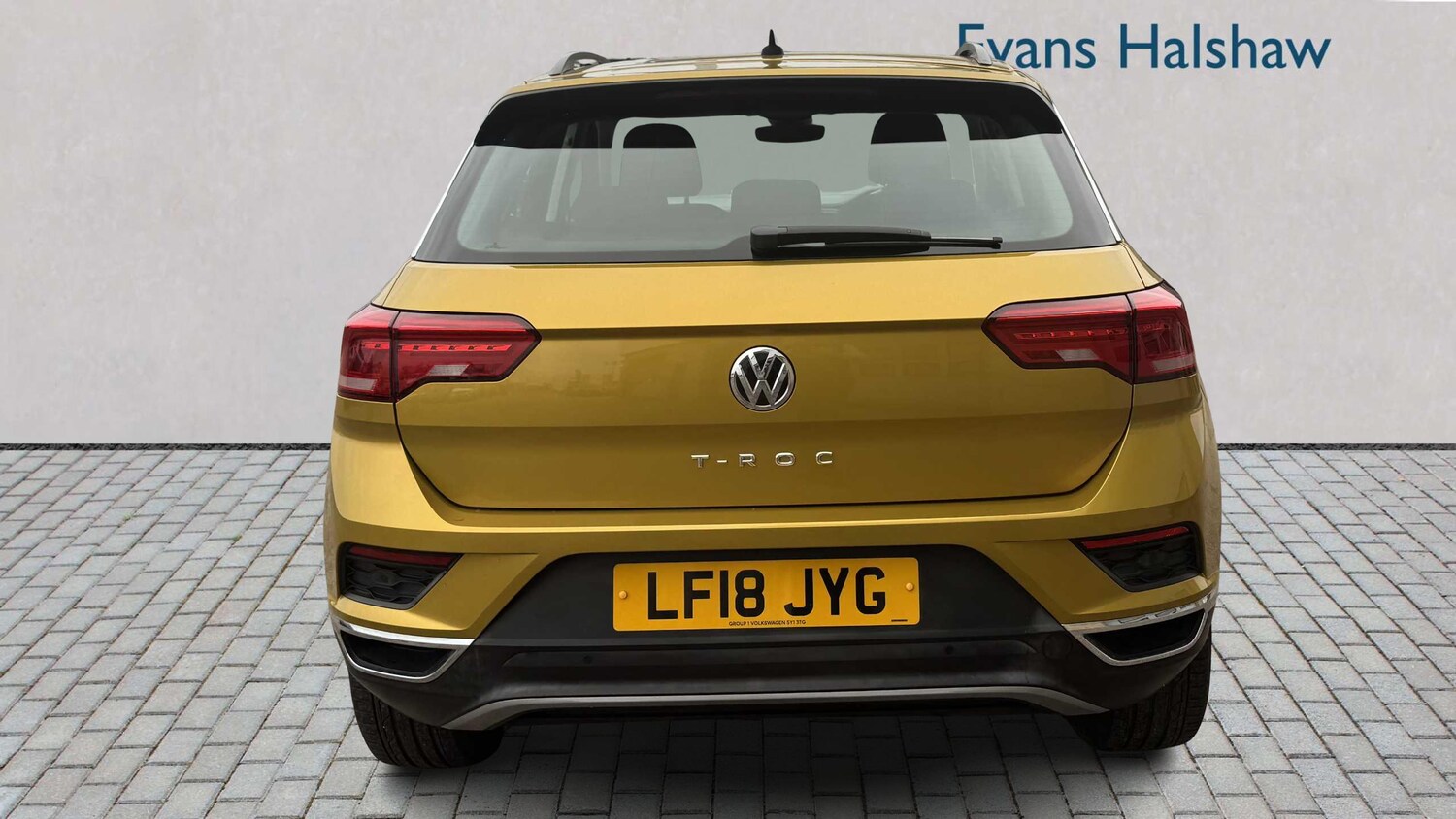 Used Volkswagen T-Roc for sale - 77858532: Photo 6
