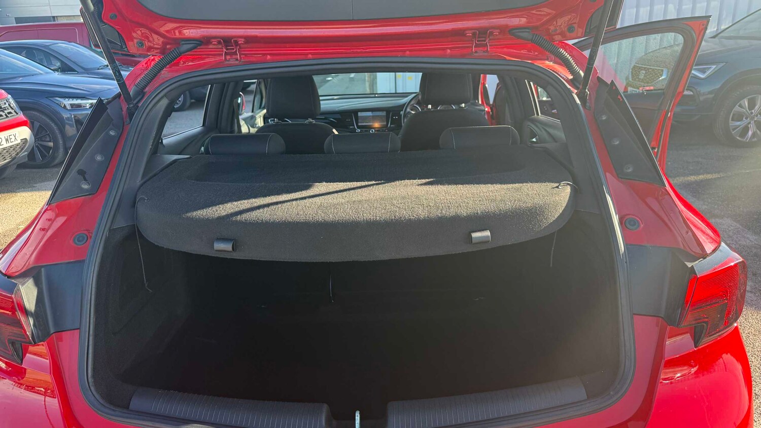 Used Vauxhall Astra 2017 for sale - 77913997: Photo 28