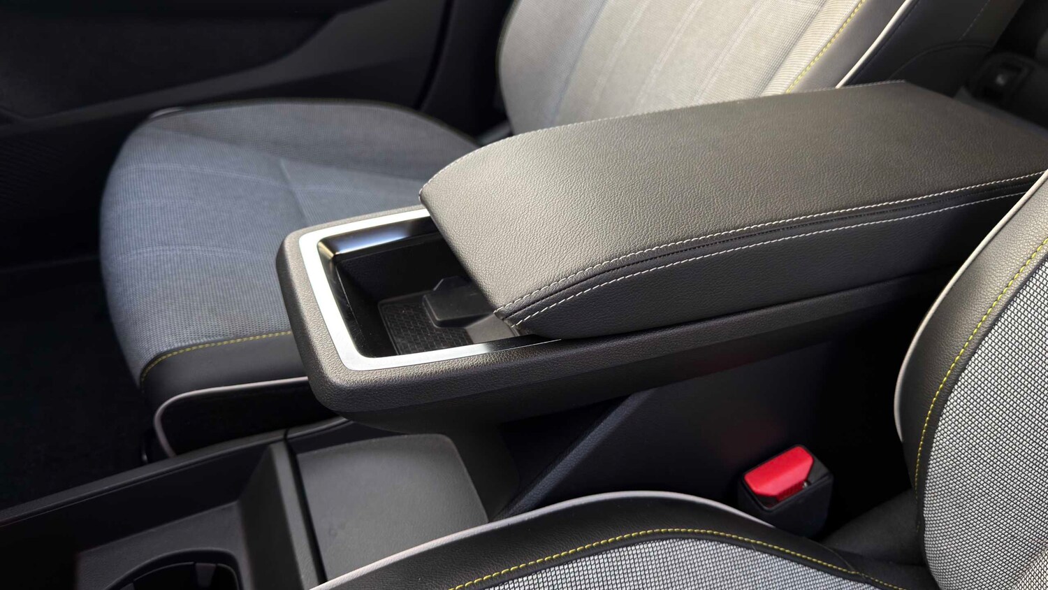 Used Renault Megane E Tech for sale - 77860472: Photo 17