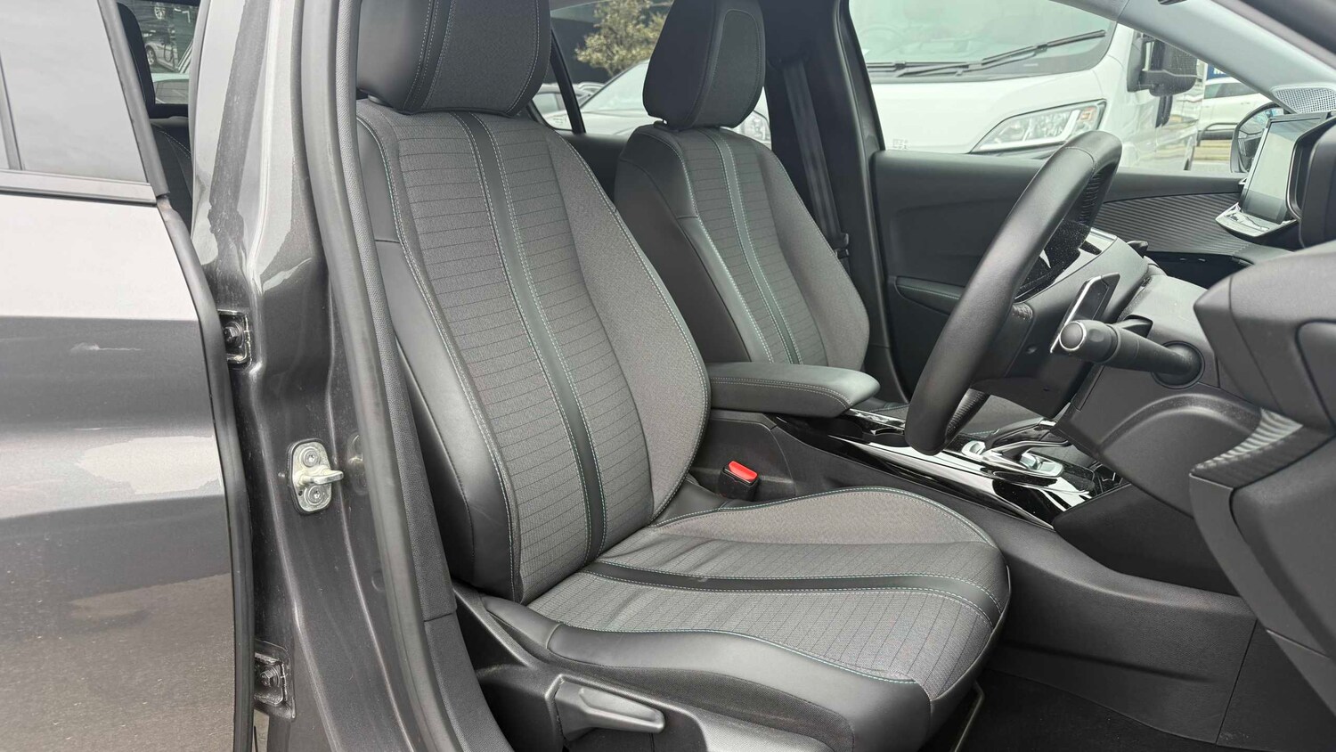 Used Peugeot 208 2021 for sale - 78010223: Photo 10