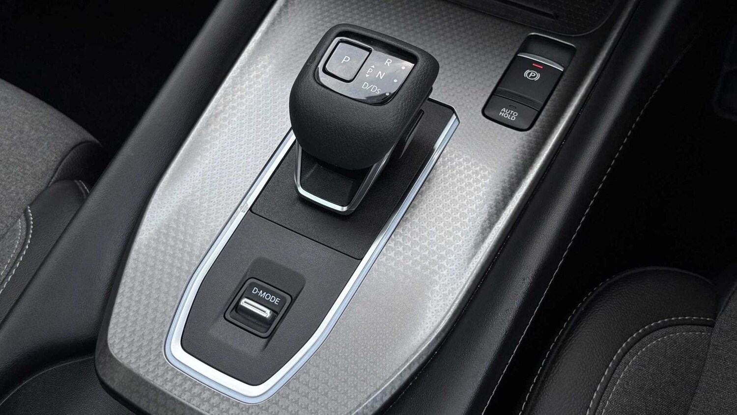 Used Nissan Qashqai for sale - 77858976: Photo 31