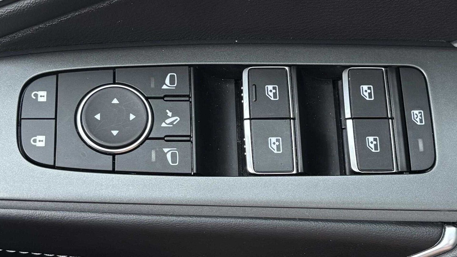 Used Nissan Qashqai for sale - 77858976: Photo 32