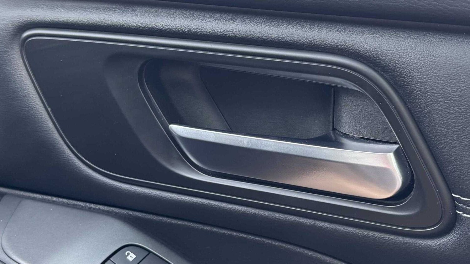 Used Nissan Qashqai for sale - 77858976: Photo 33