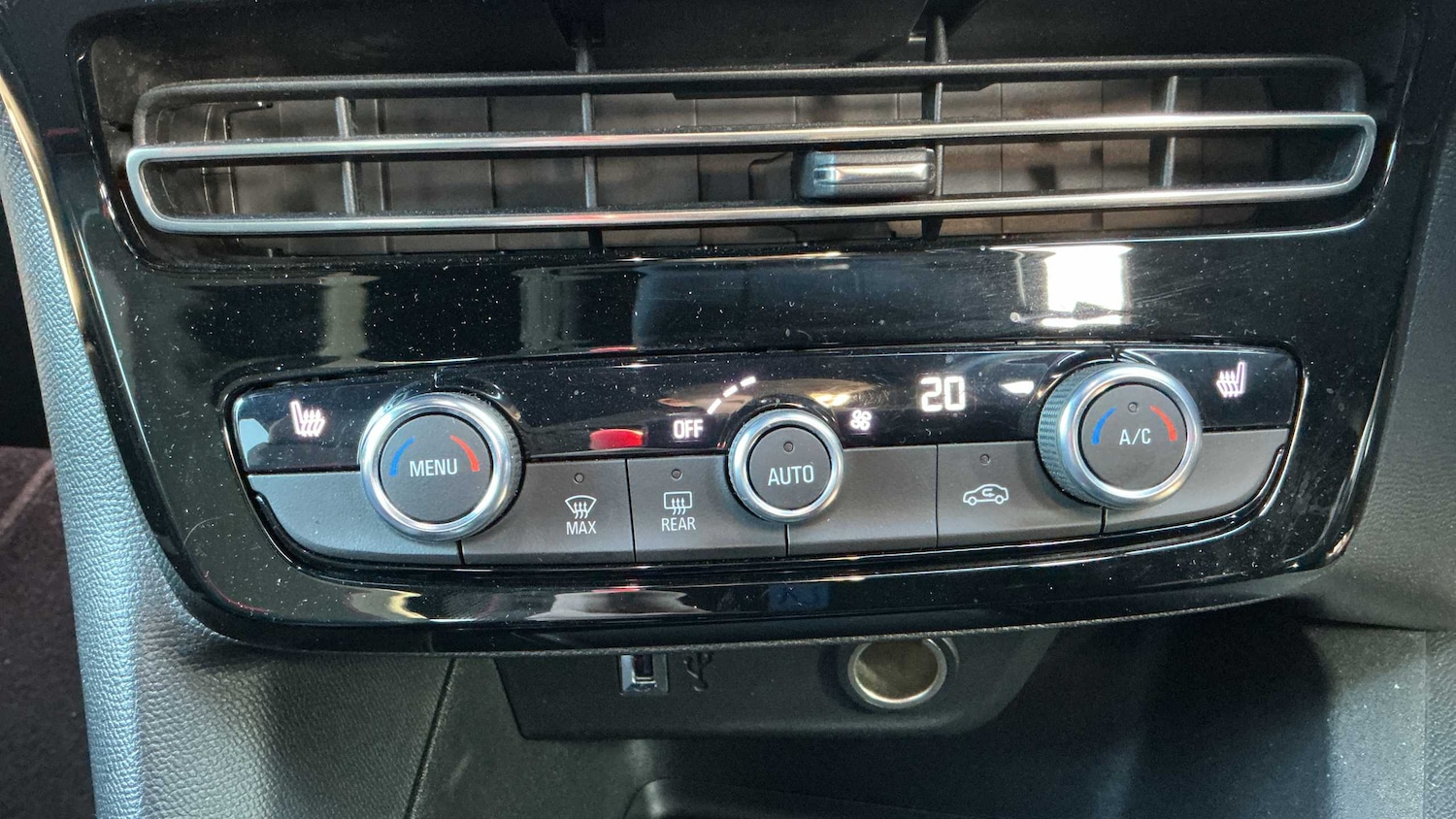 Used Vauxhall Mokka for sale - 77859419: Photo 17