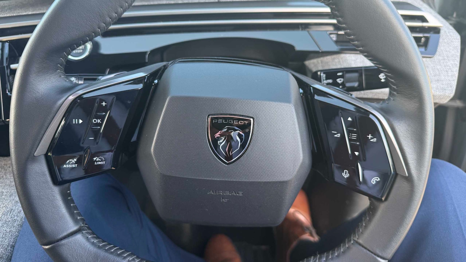 Used Peugeot 3008 2024 for sale - 77928697: Photo 15