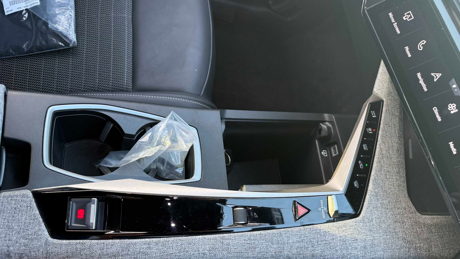 Used Peugeot 3008 2024 for sale - 77928697: Photo 18