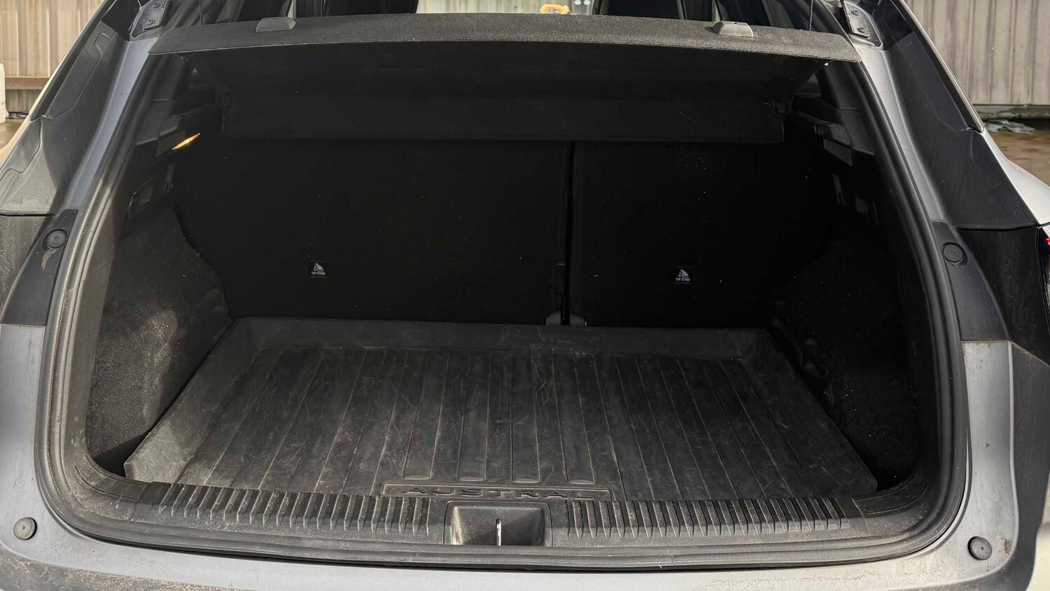 Used Renault Austral for sale - 78104207: Photo 10