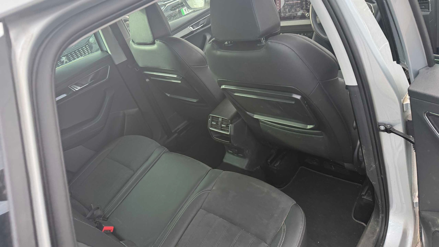 Used Skoda Karoq 2021 for sale - 78208946: Photo 12