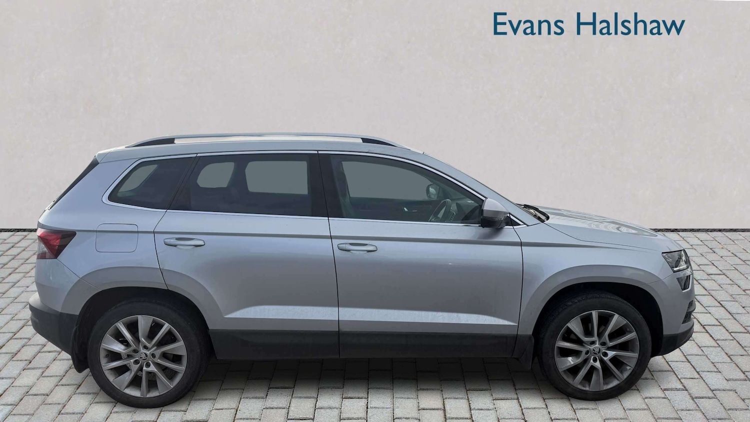 Used Skoda Karoq 2021 for sale - 78208946: Photo 8