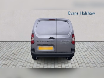 Used Peugeot Partner 2026 for sale - 79402406: Photo