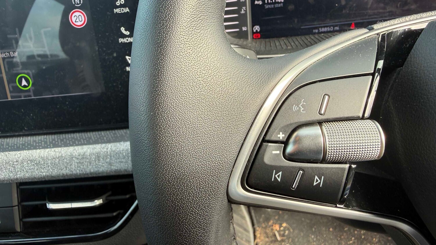 Used Skoda Kamiq for sale - 77862359: Photo 19