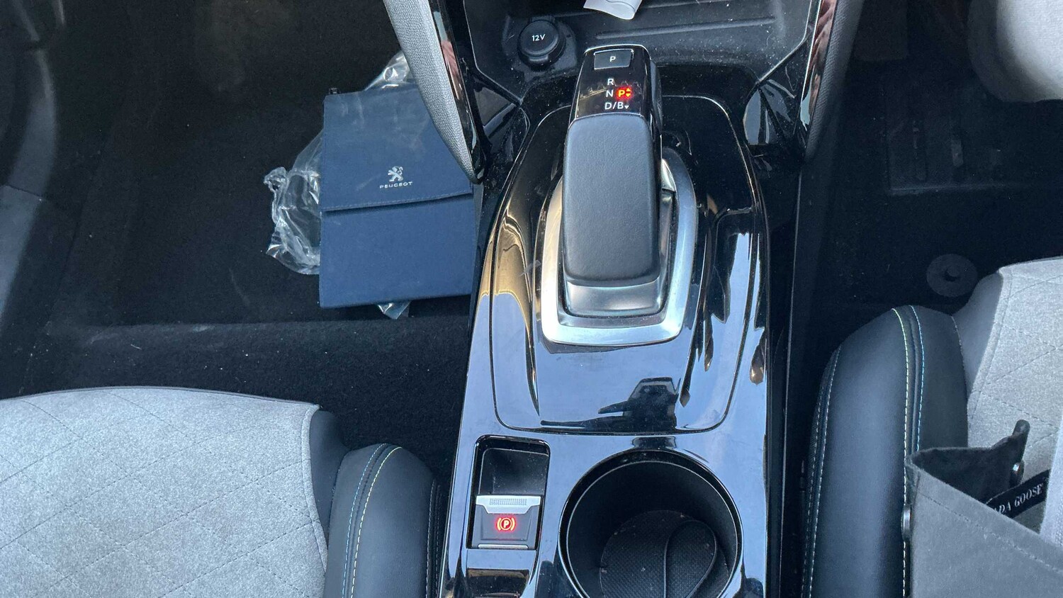 Used Peugeot 2008 for sale - 77857532: Photo 15