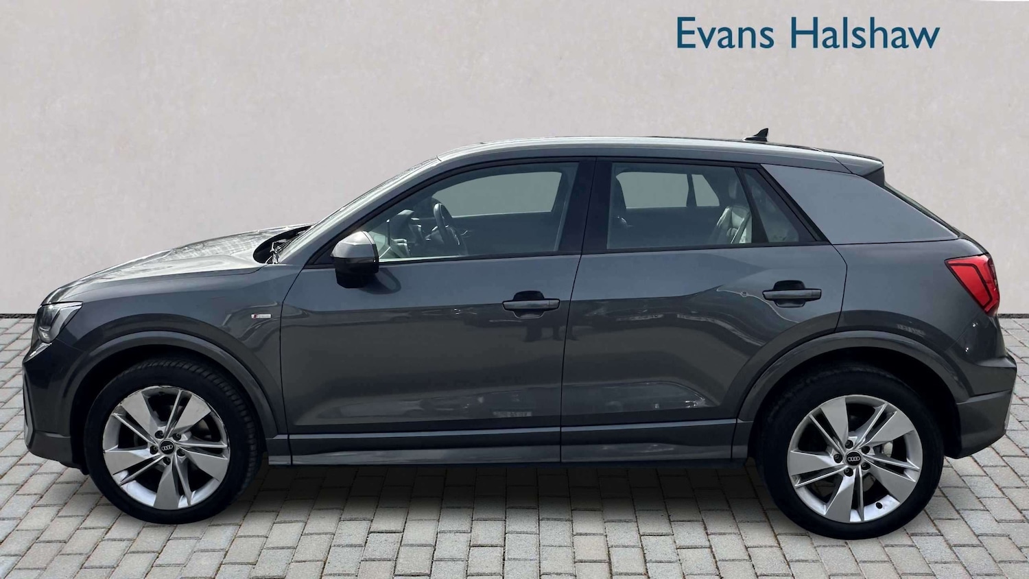 Used Audi Q2 for sale - 77862559: Photo 3