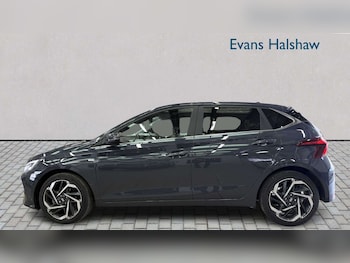 Used Hyundai i20 2023 for sale - 78899891: Photo